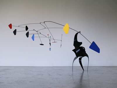 stabile contemporain , pièce unique dans l'esprit de calder